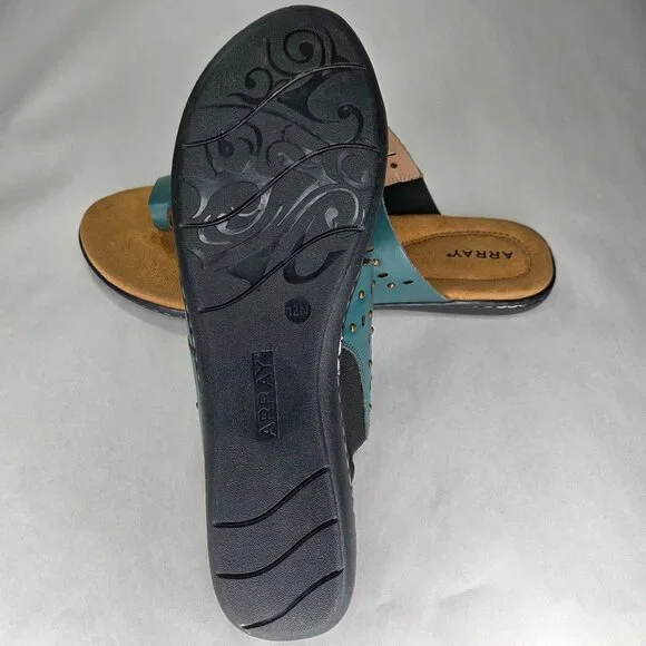 NWOT ARRAY Women's Catalina Green Studded Leather Sandals - Picture 5 of 8